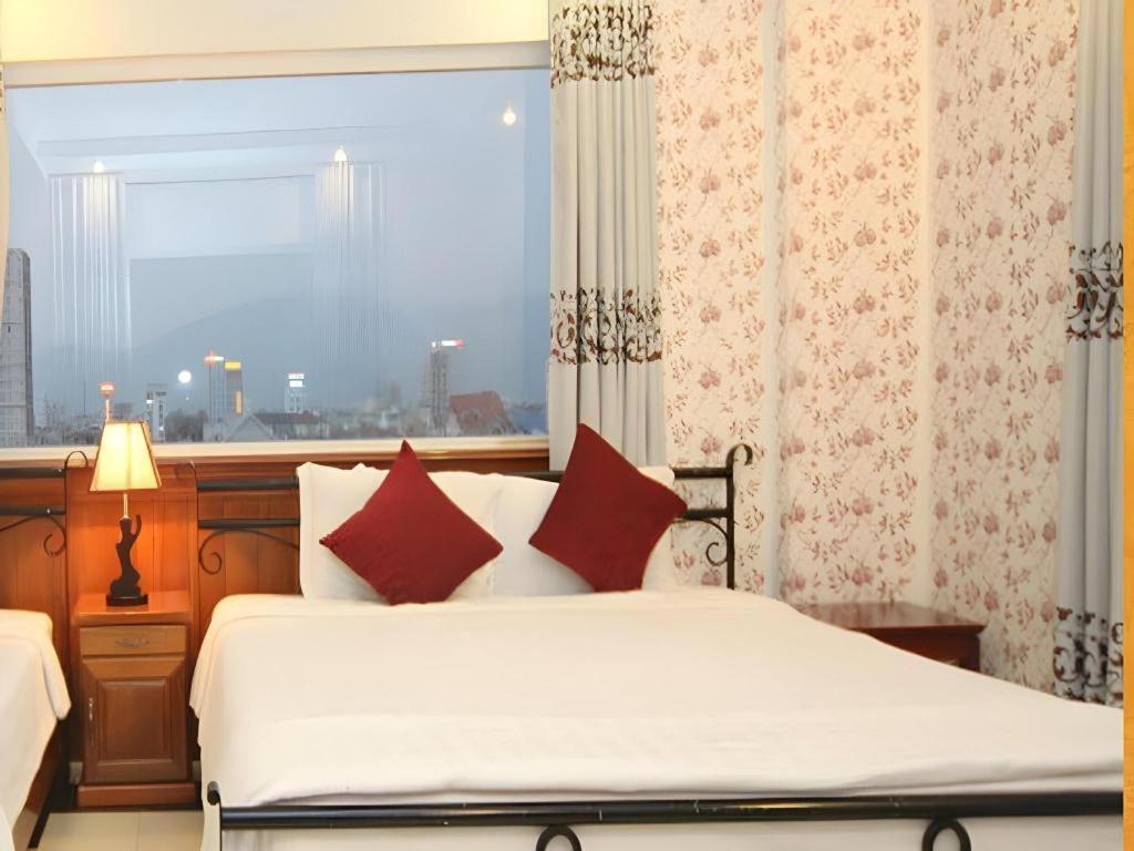 Omega Da Nang Beach Hotel Exterior foto
